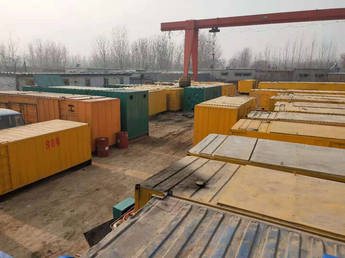 龙南租赁发电机-灰尘、风沙对柴油发电机组造成哪些不良影响？