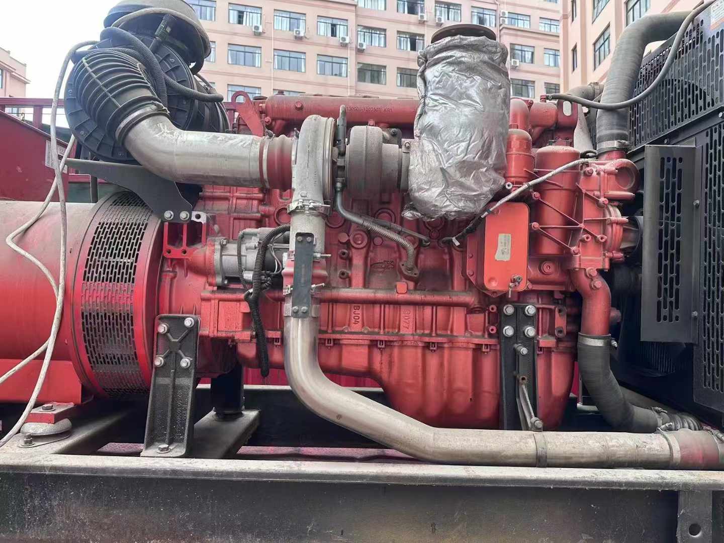 龙南如何选择适合 600kW 柴油发电机组的过载保护器？