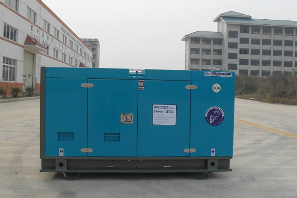 龙南发电机租赁如何正确安装空气滤清器？